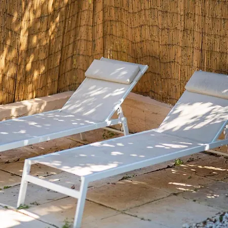 Grand Seaview Retreat - Walk To The Holiday home