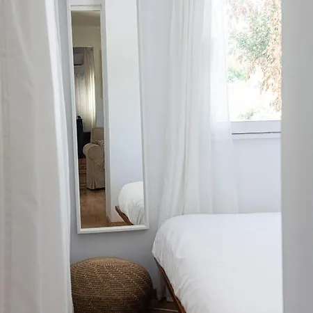 Grand Seaview Retreat - Walk To The Holiday home *