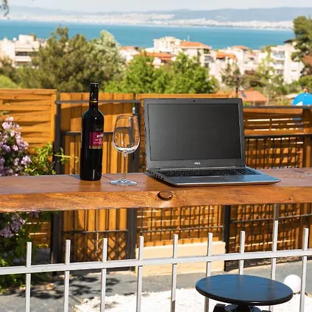 Holiday home Grand Seaview Retreat - Walk To The *